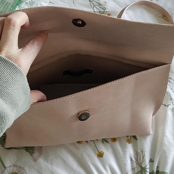 Anthropology pink leather clutch - Picture 3 of 3